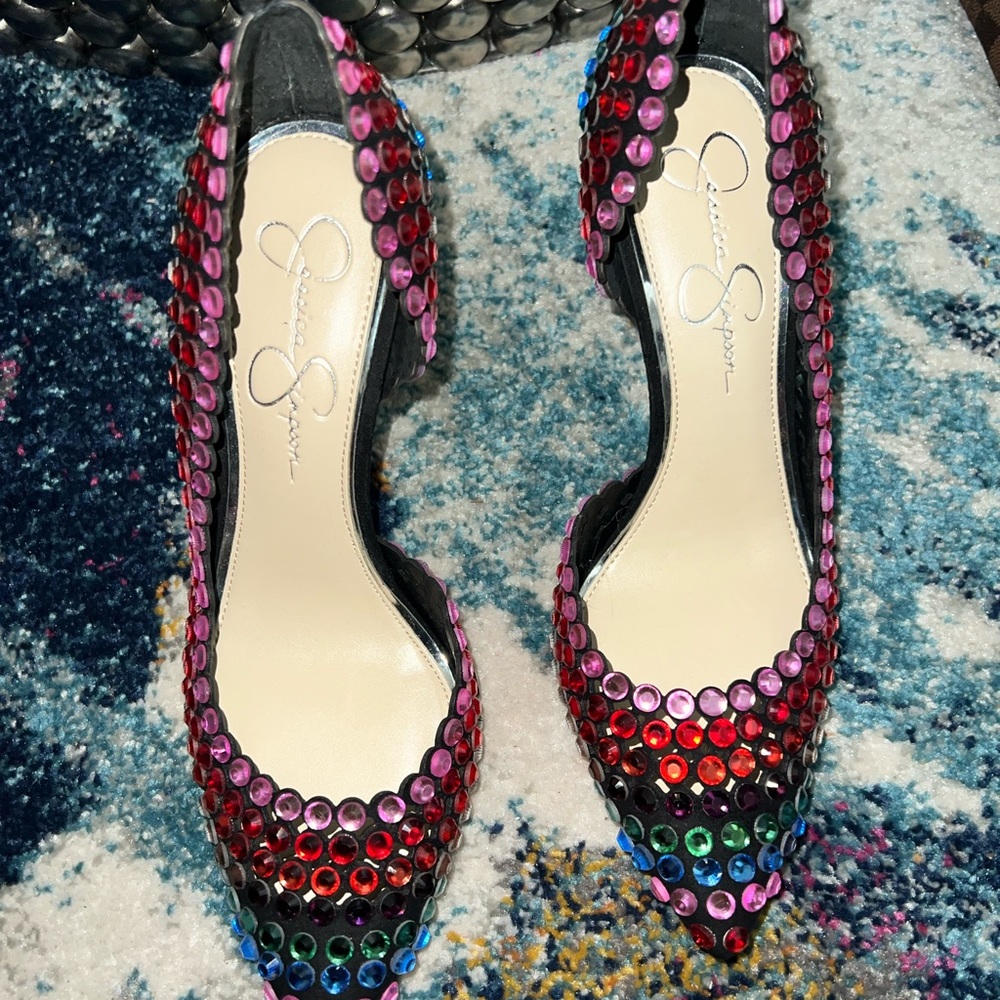 Jesscia Simpson heel